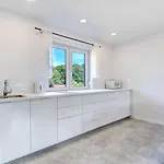 Compass House Holiday home *