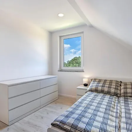 Compass House * Wiselka